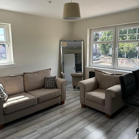 Modern 3 Bedroom Apartment In Markinch, Fife エクステリア 写真