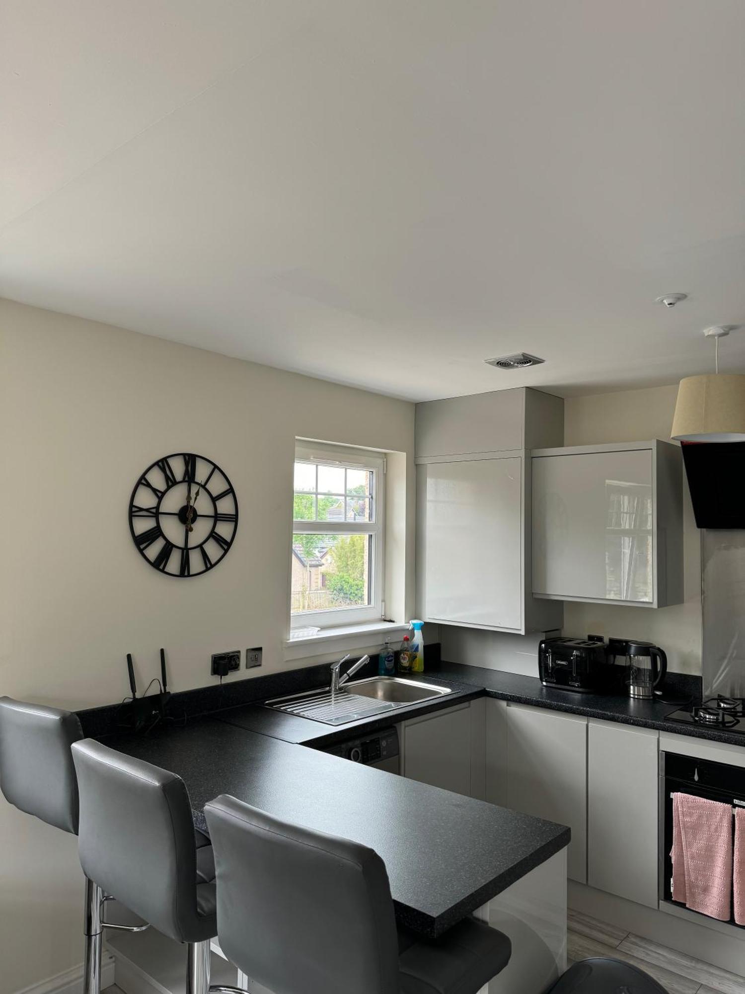 Modern 3 Bedroom Apartment In Markinch, Fife エクステリア 写真